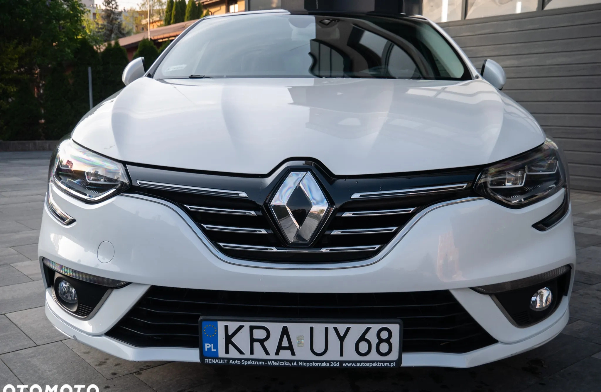 Renault Megane cena 55000 przebieg: 80000, rok produkcji 2016 z Kraków małe 497